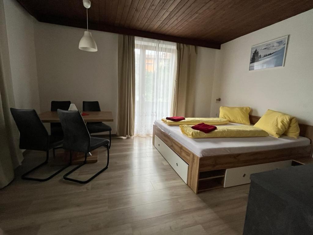 Pension Steiner, 6143 Matrei am Brenner!!Check-in between 15 - 21 o'clock!! No breakfast