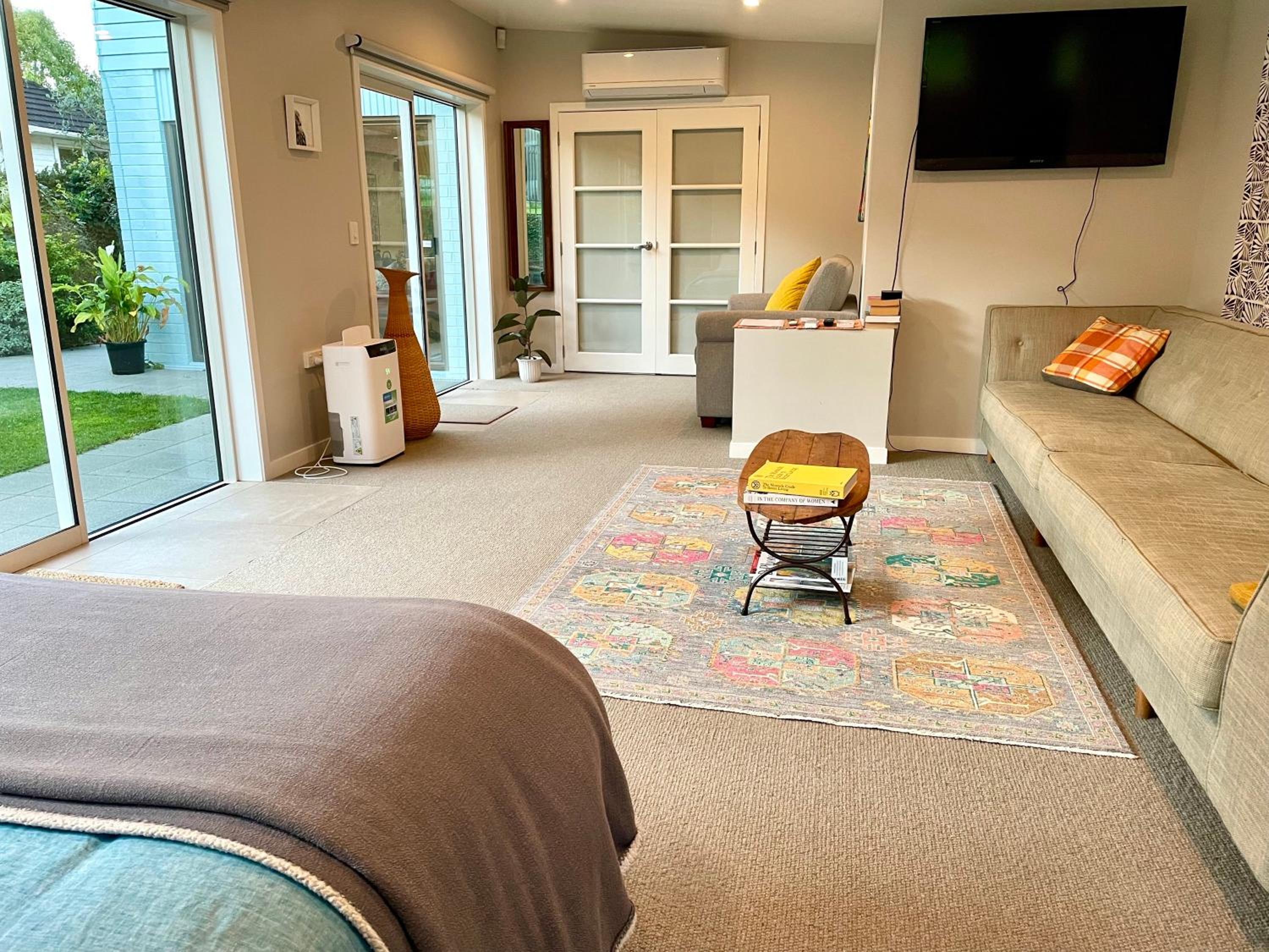Studio Wing in Saint Heliers view 2