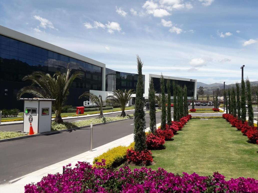 Hotel Eb Hotel By Eurobuilding Quito Airport - Image 1