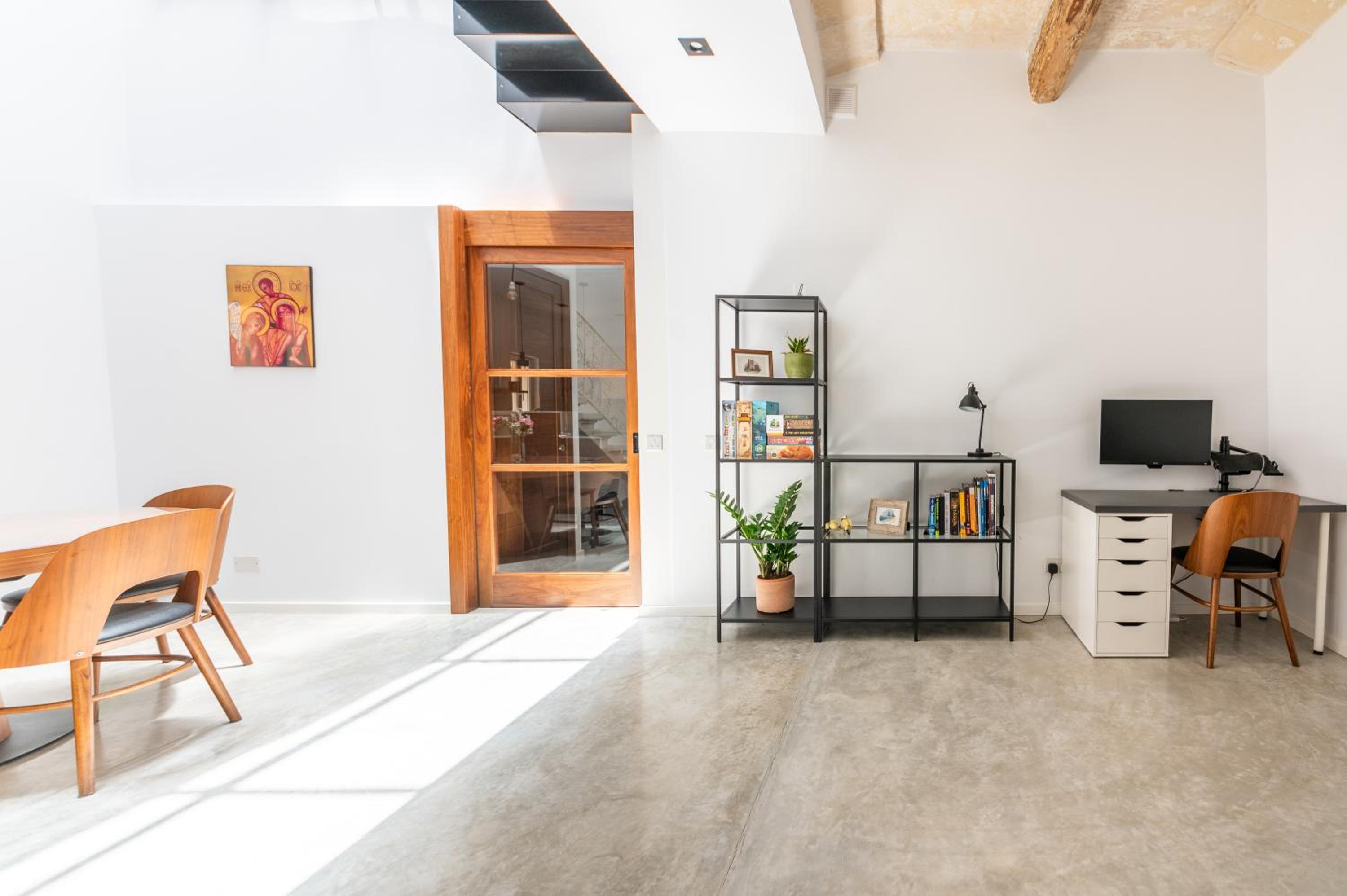 Modern Family Town House in Quaint Village view 4