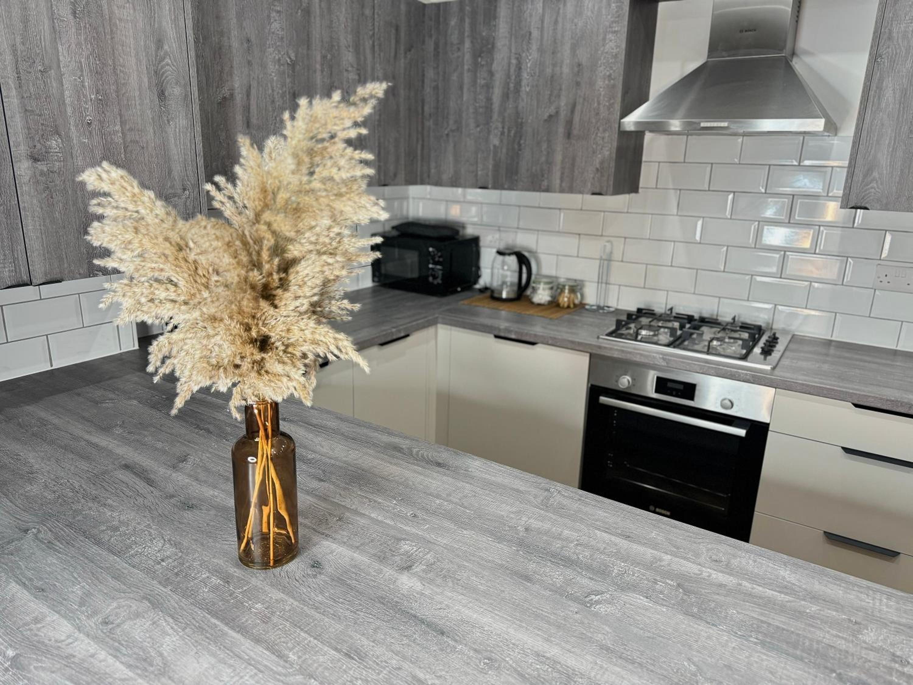 Modern 2 Bedroom Flat in Birmingham City - Free Parking - HD 50inch TV