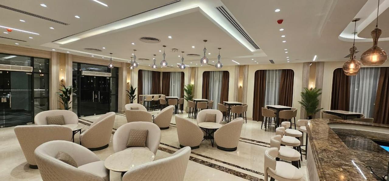 Azur One Eleven Hotel Alamein