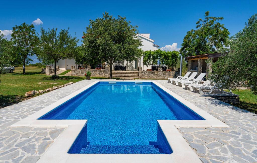 Villa Mandorla with private pool