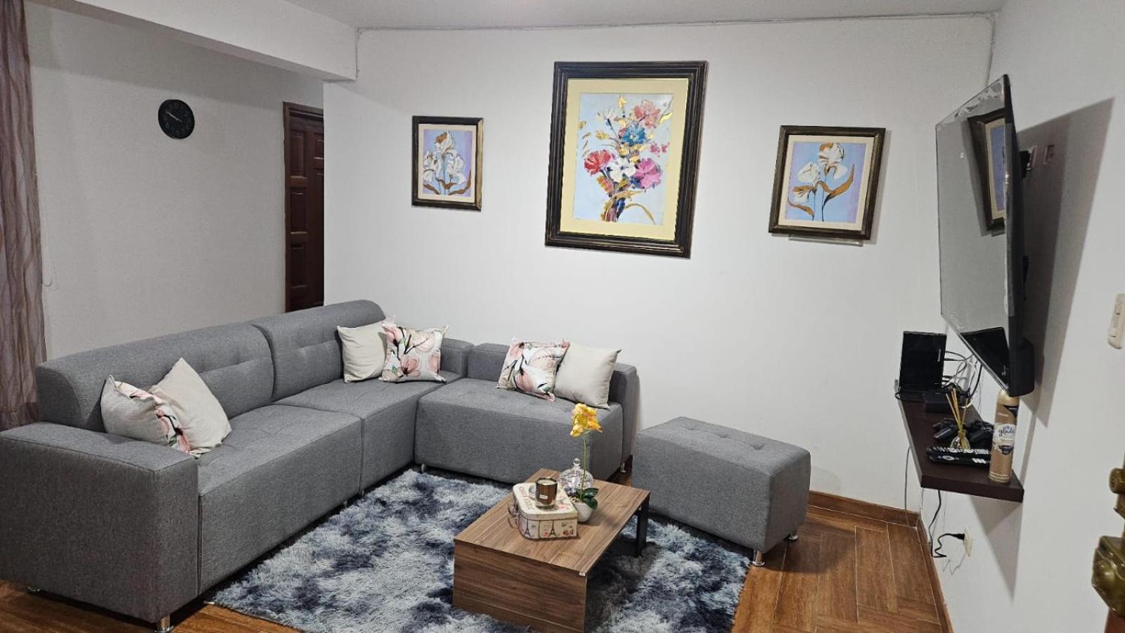 Departamento cerca a centros comerciales