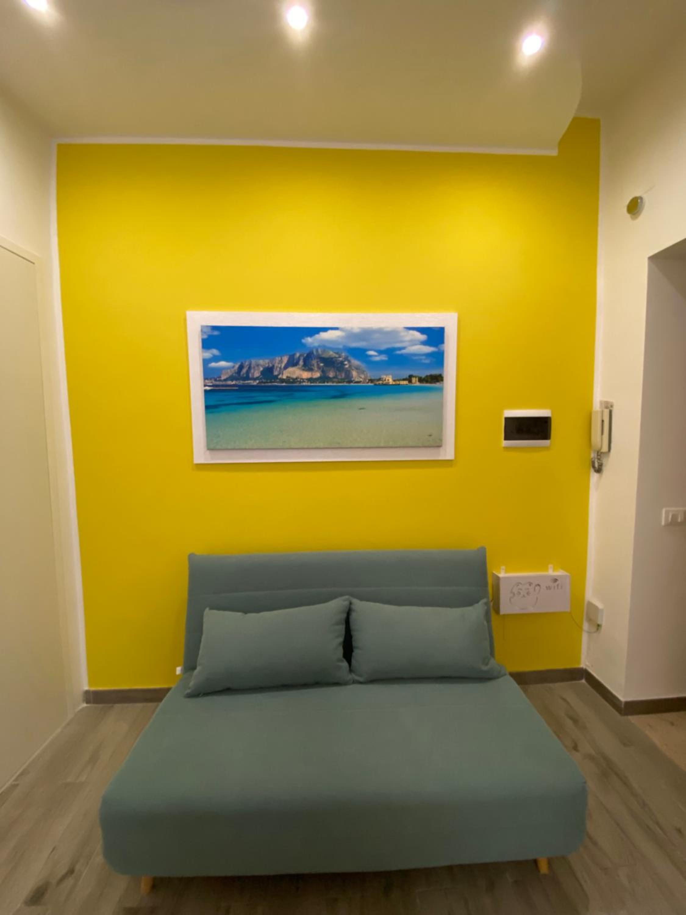 Orleans Apartment photo 2