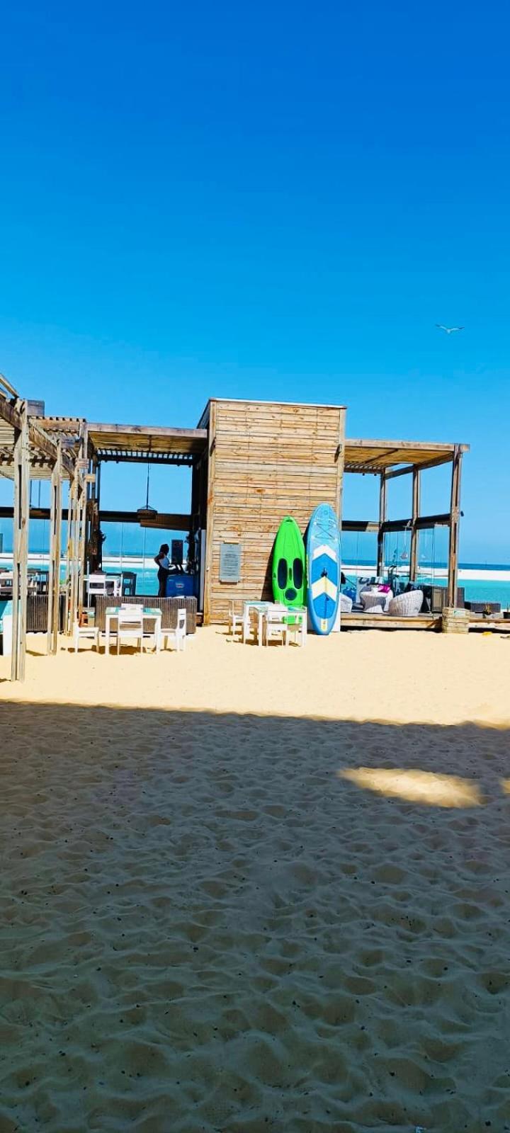 Arena y Mar