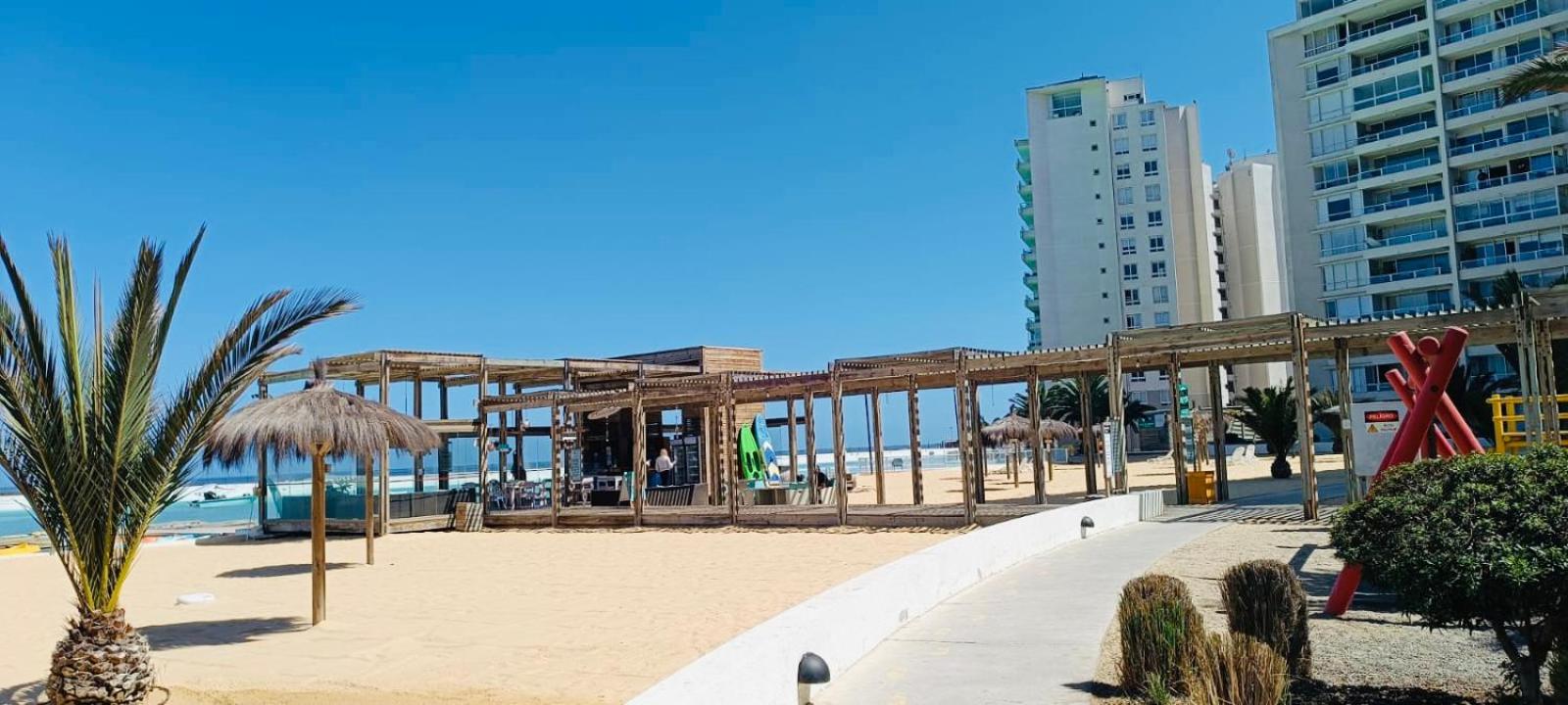Arena y Mar