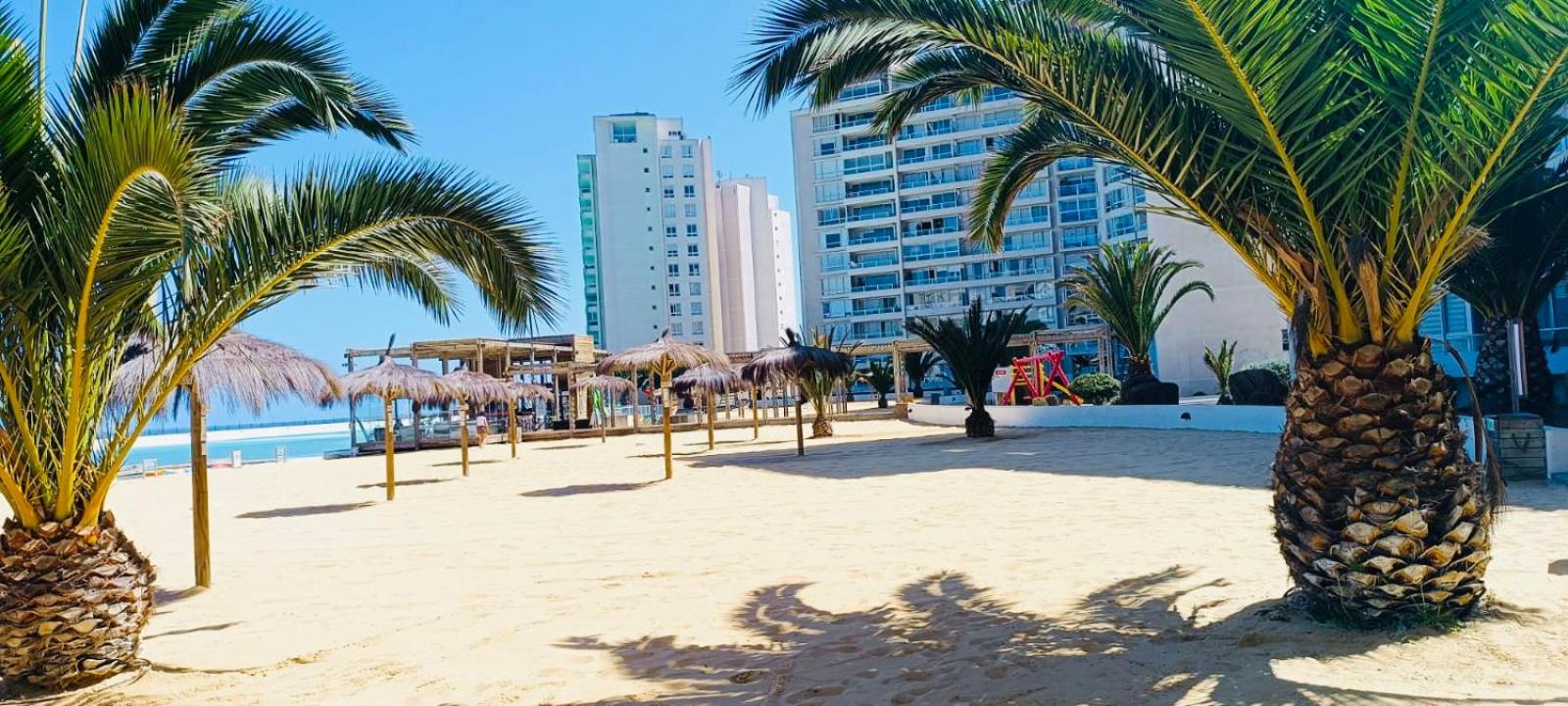 Arena y Mar