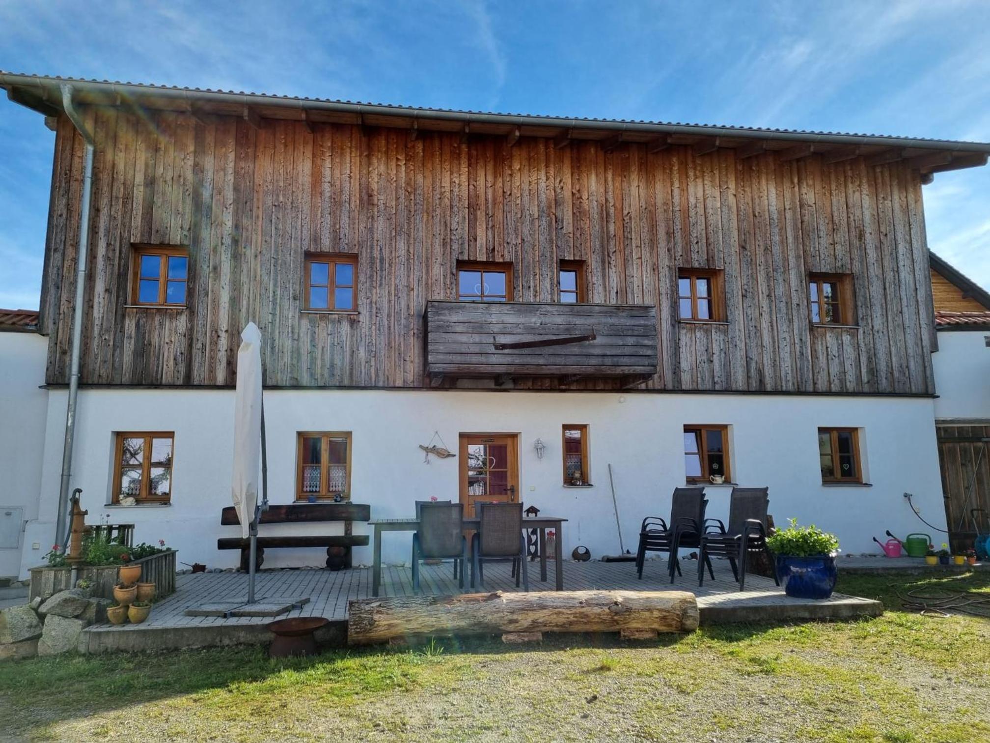 Ferienhaus Ederhof - Idyllischer Vierseithof, kinder- und hundefreundlich, Referenzen auf FeWo-direkt nachlesbar