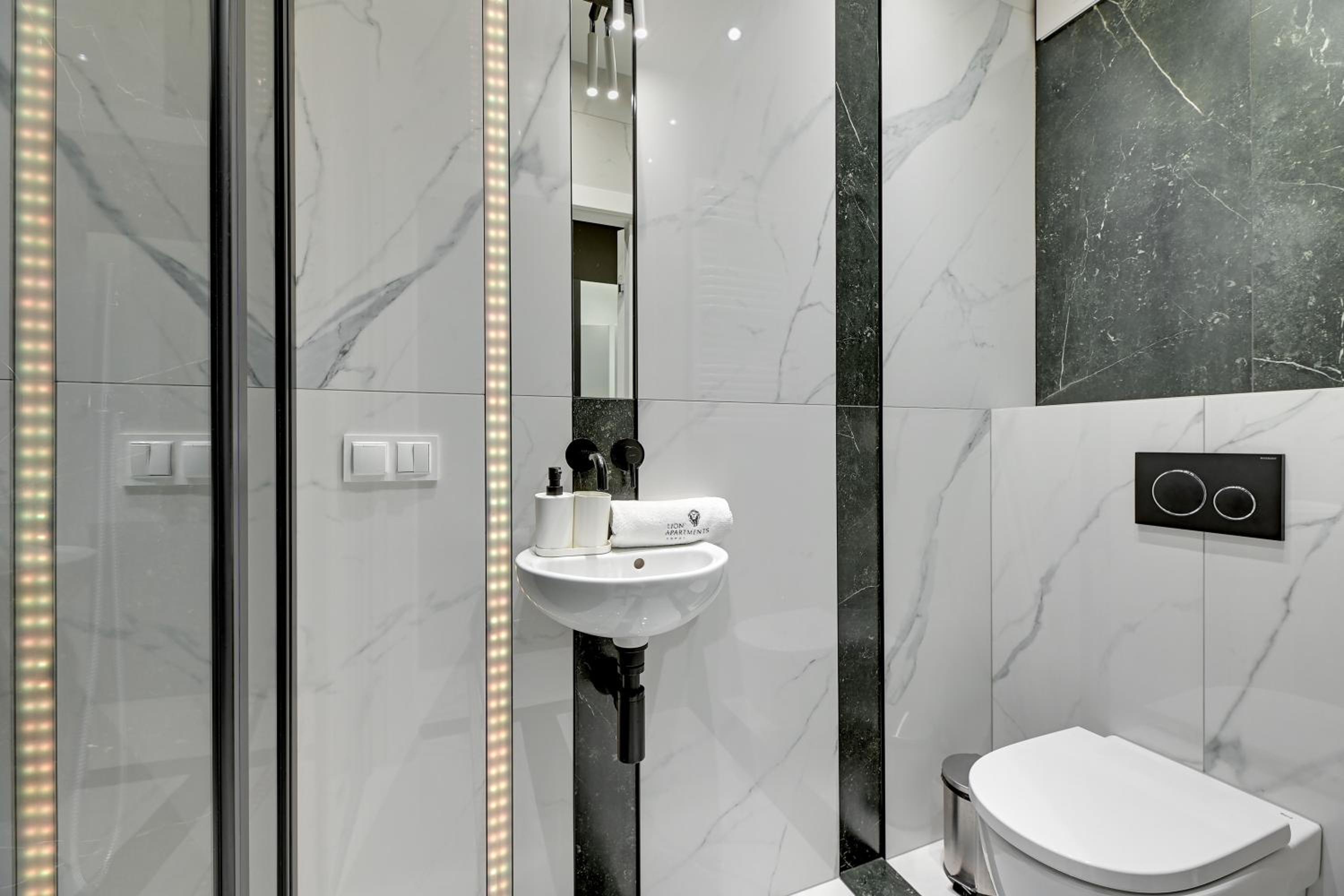 Plac Unii Gdynia Central by Lion Apartments
