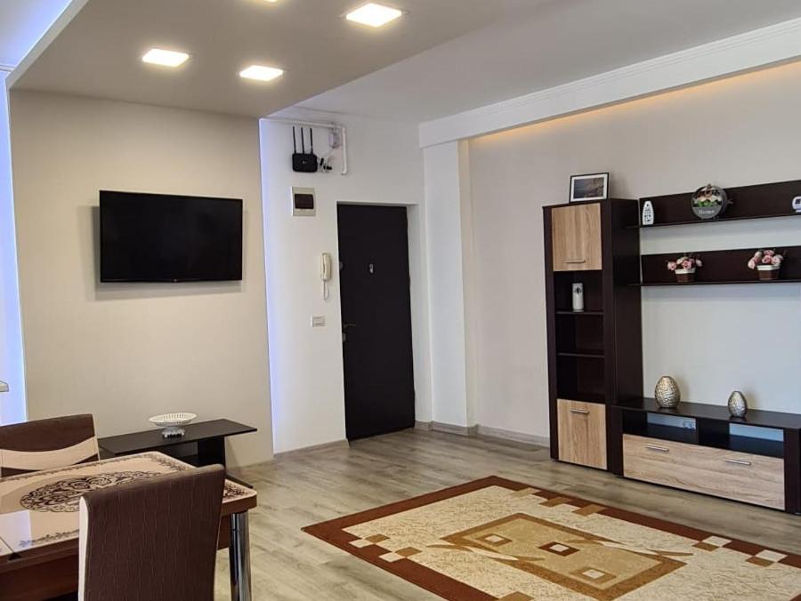 Iris H18 Apartment view 2