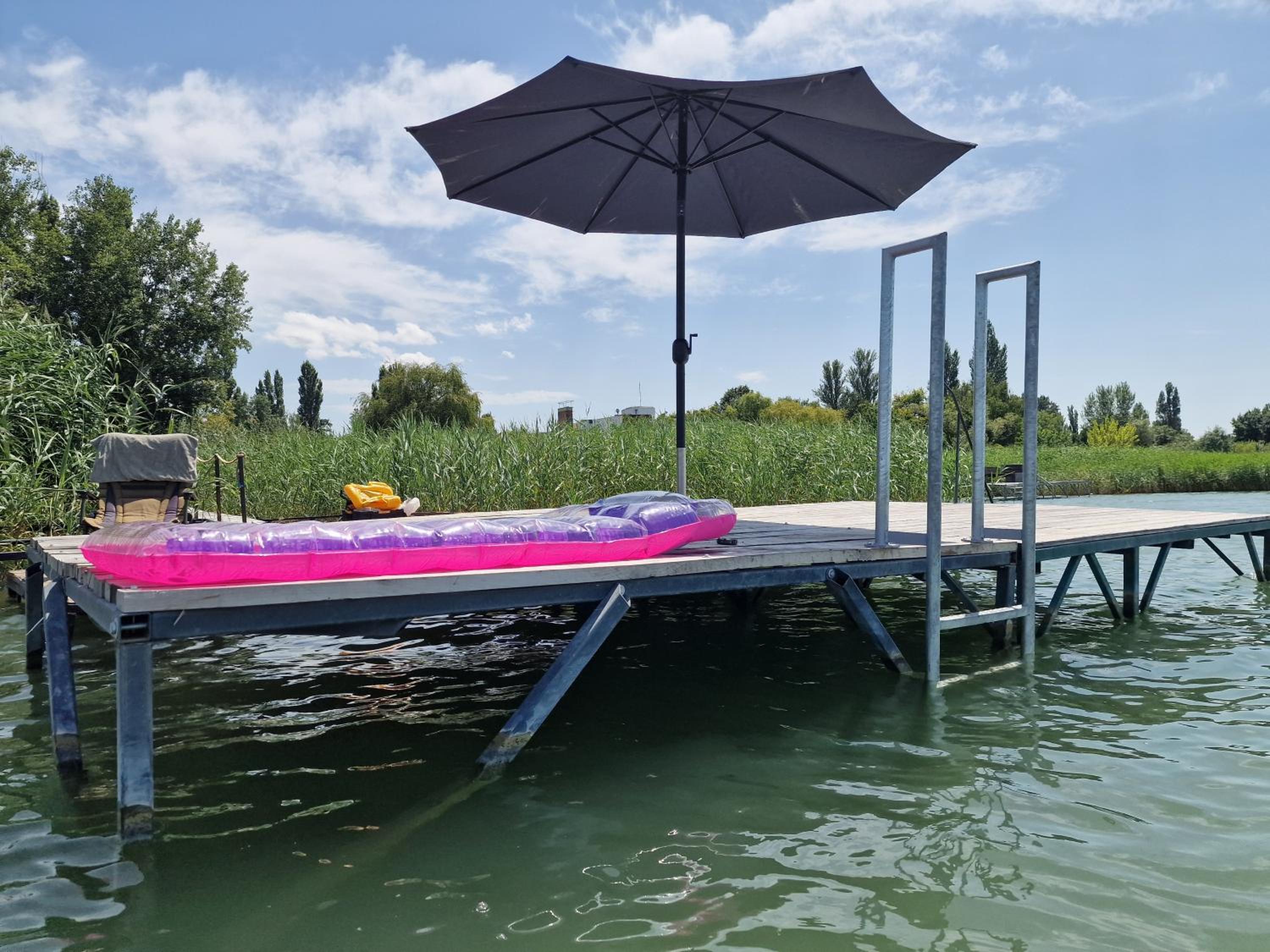 Vízparti Apartman