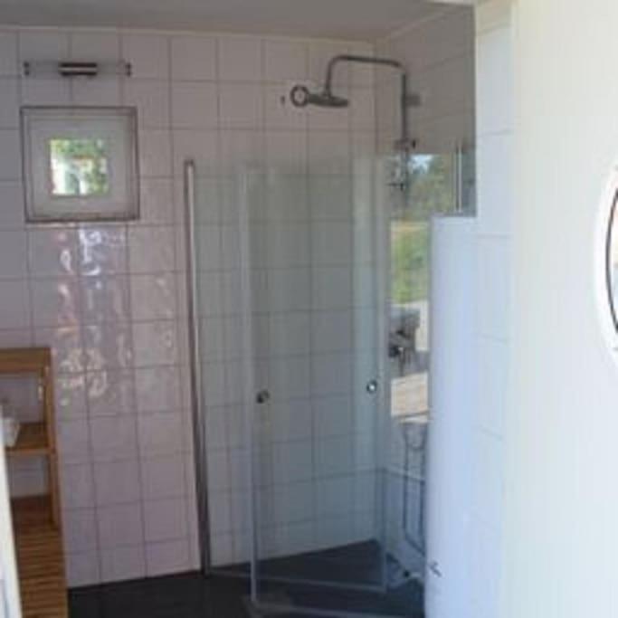 Høystandard feriehytte, Utendørs boblebad, sauna view 5