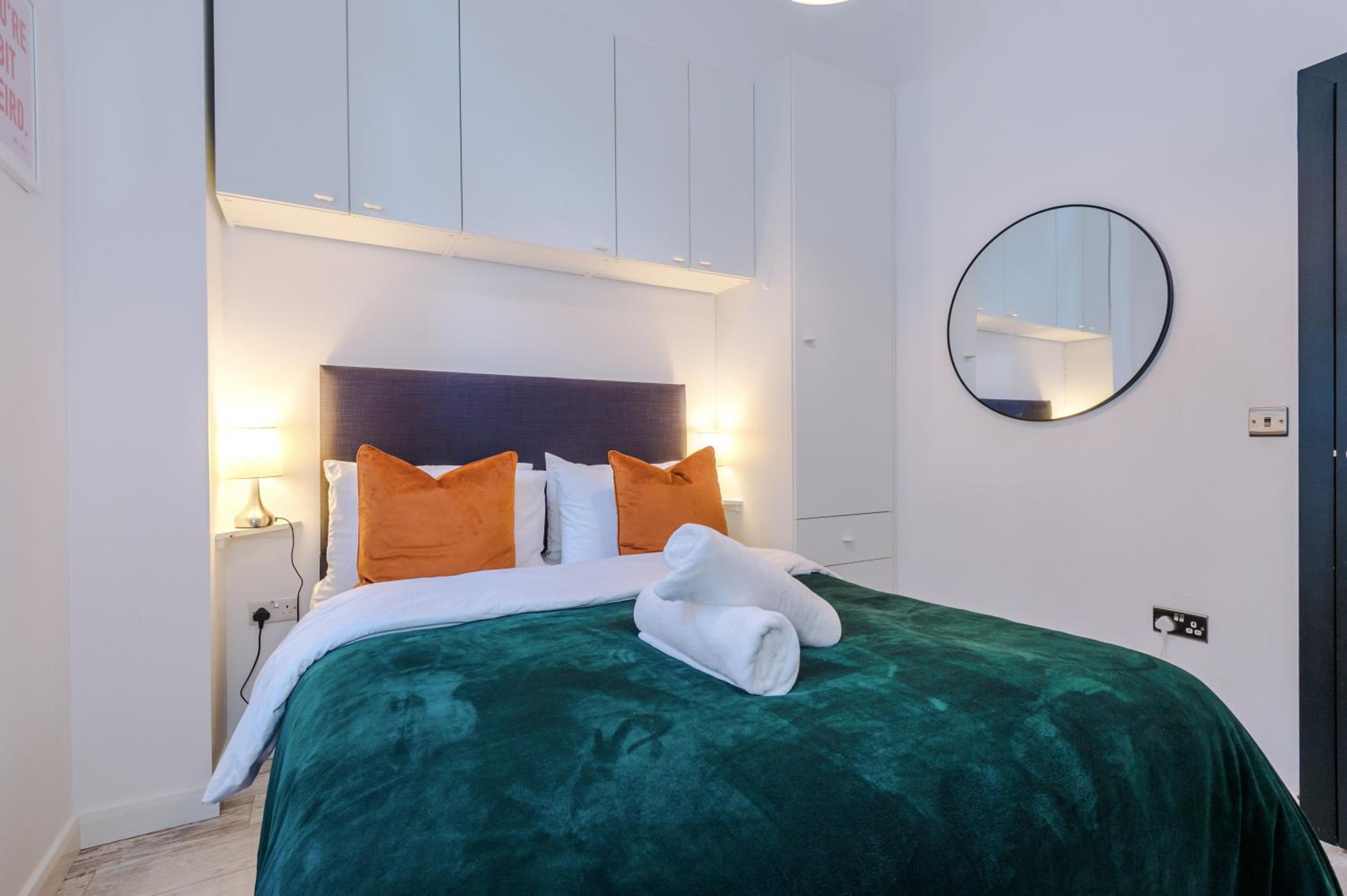 2025 Traveler Award Winner - Gorgeous Central Flat in Leeds Ideal for Long Stay