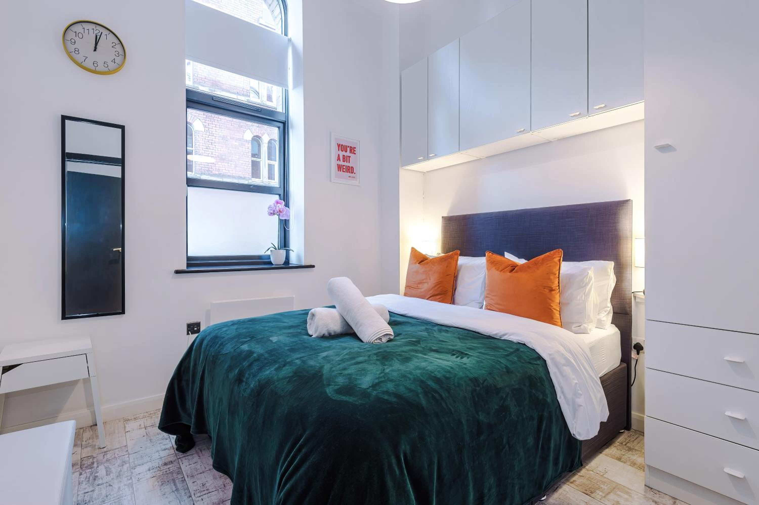 2025 Traveler Award Winner - Gorgeous Central Flat in Leeds Ideal for Long Stay
