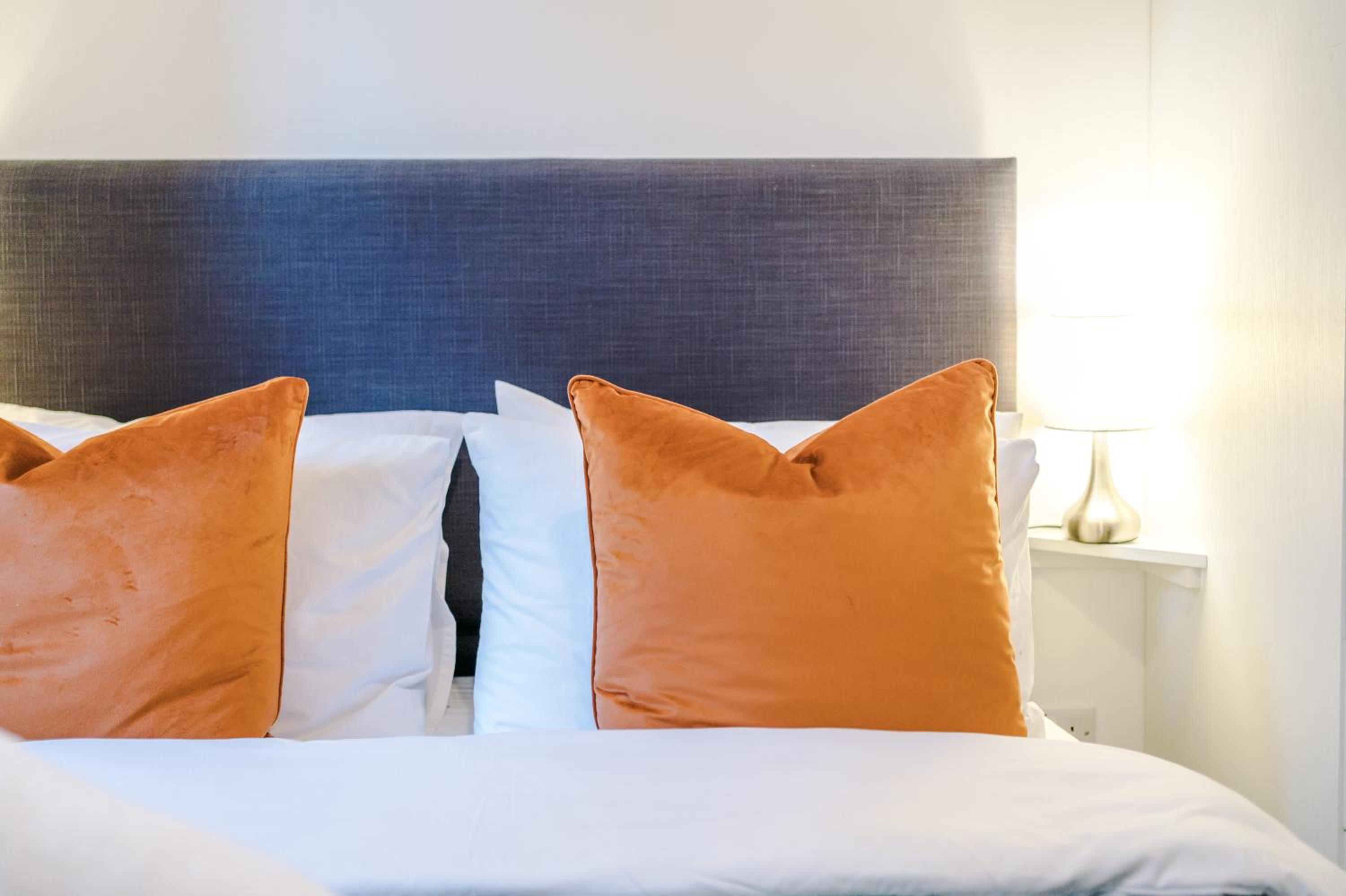 2025 Traveler Award Winner - Gorgeous Central Flat in Leeds Ideal for Long Stay