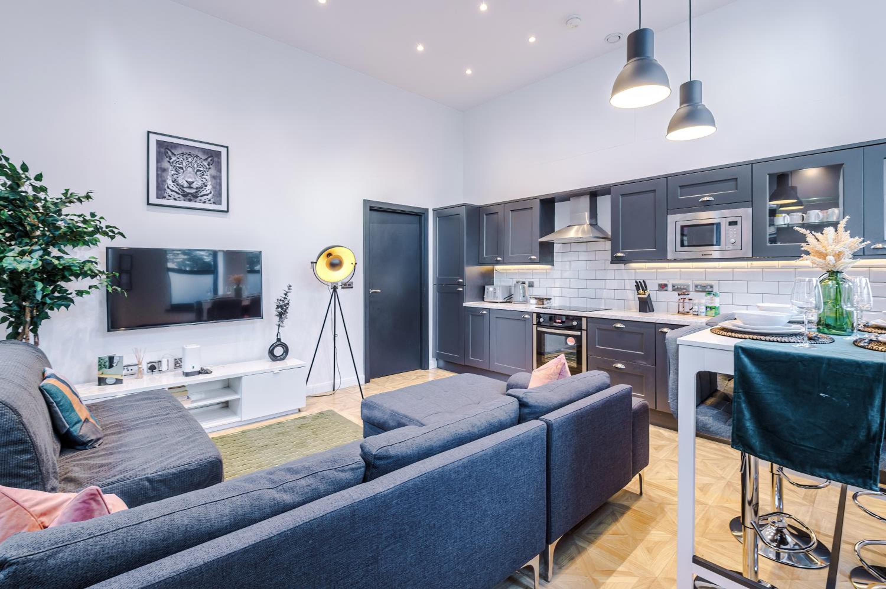 2025 Traveler Award Winner - Gorgeous Central Flat in Leeds Ideal for Long Stay