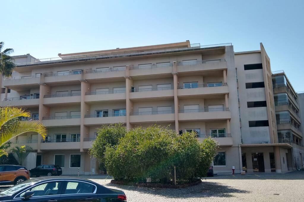 Beach Front Luxury T1 Apt Pools Garage Tennis view 4