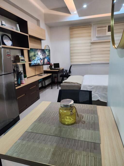 Studio 101 Cozy Apartment Near NAIA view 2
