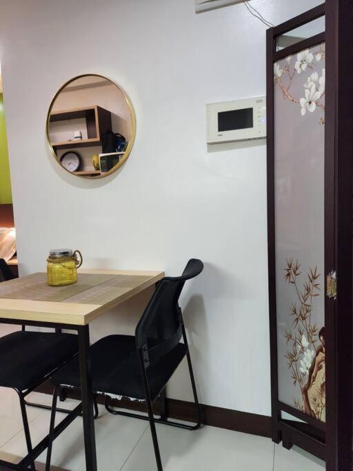 Studio 101 Cozy Apartment Near NAIA view 3
