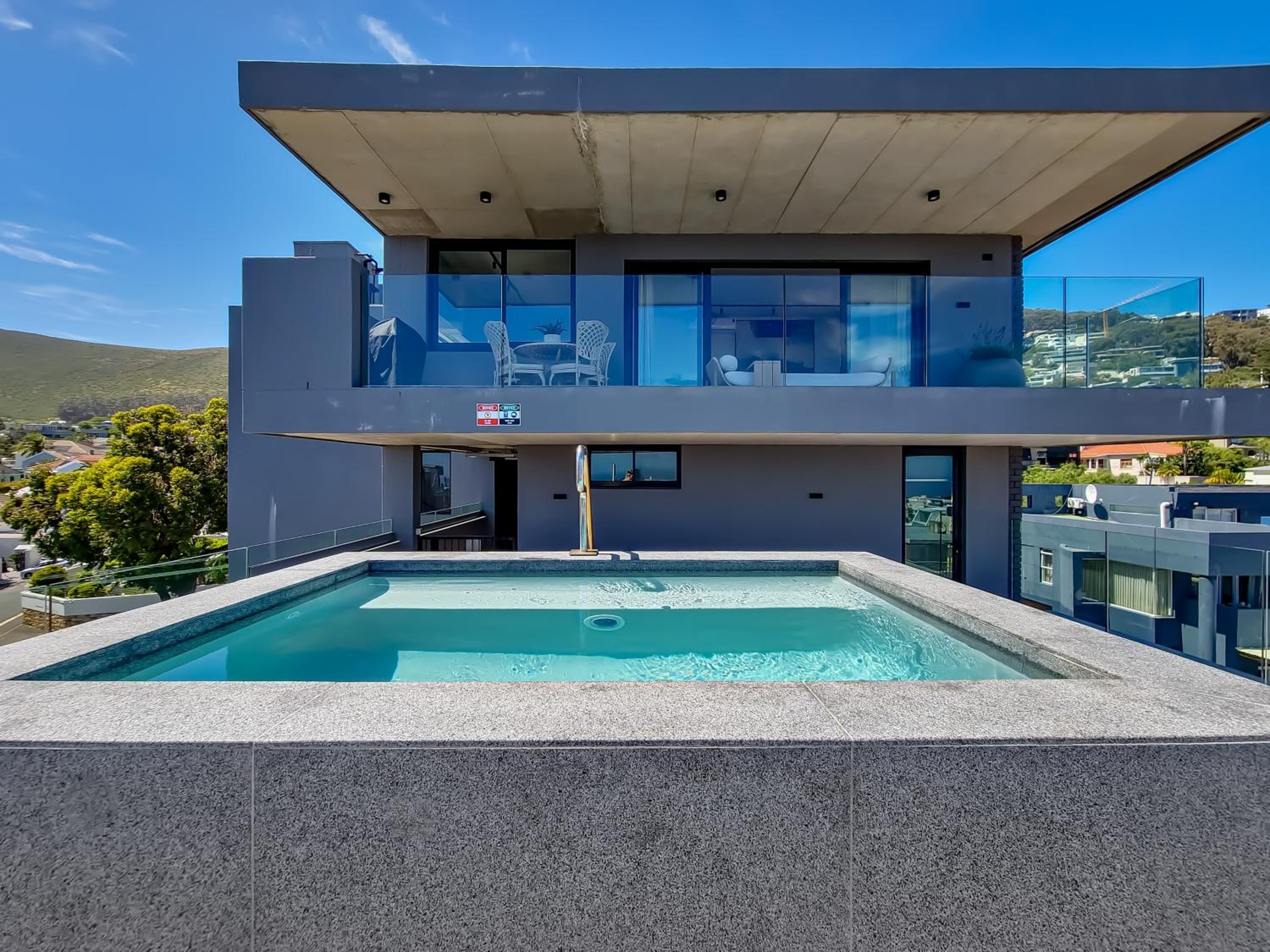 Beautiful Home, Perfect Location view 5