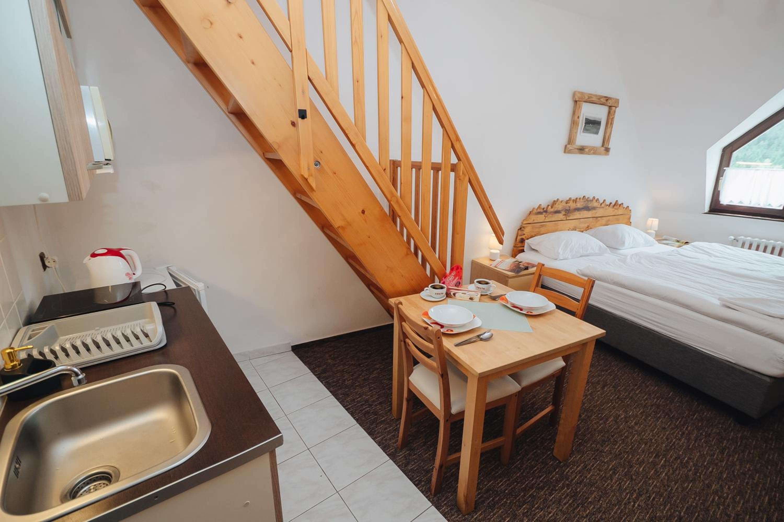 Pension Mona