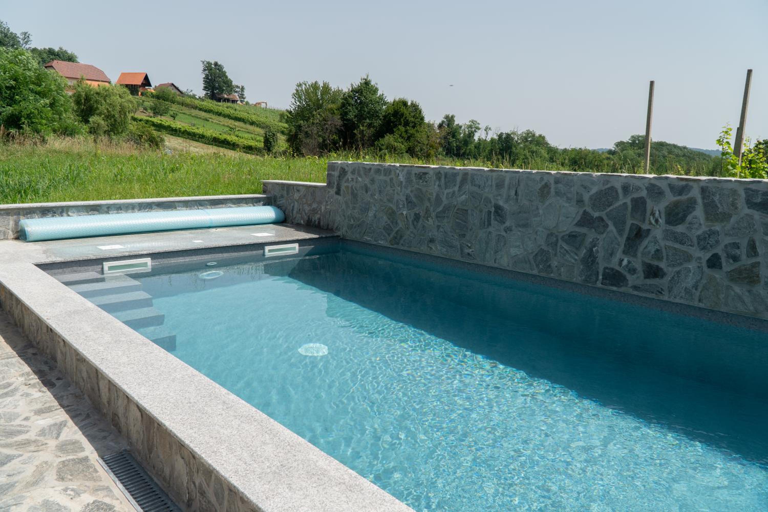Roland House with Pool & Winery view 5