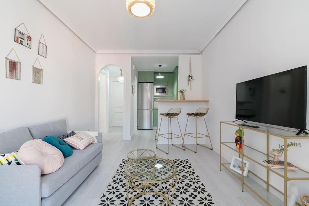 Balcón al encanto con parking by CABANA Rentals