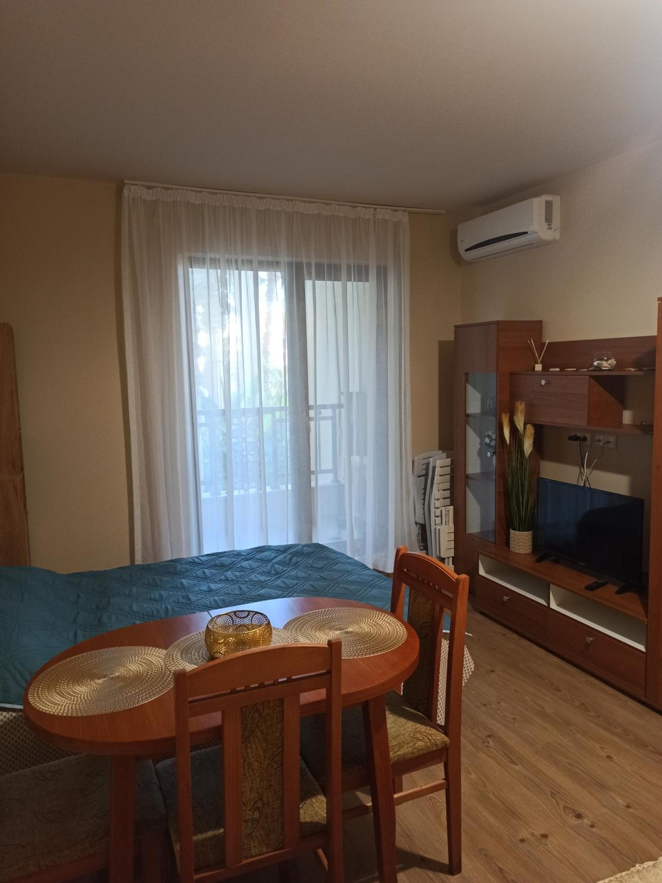 Argisht complex apart 208 Golden sands