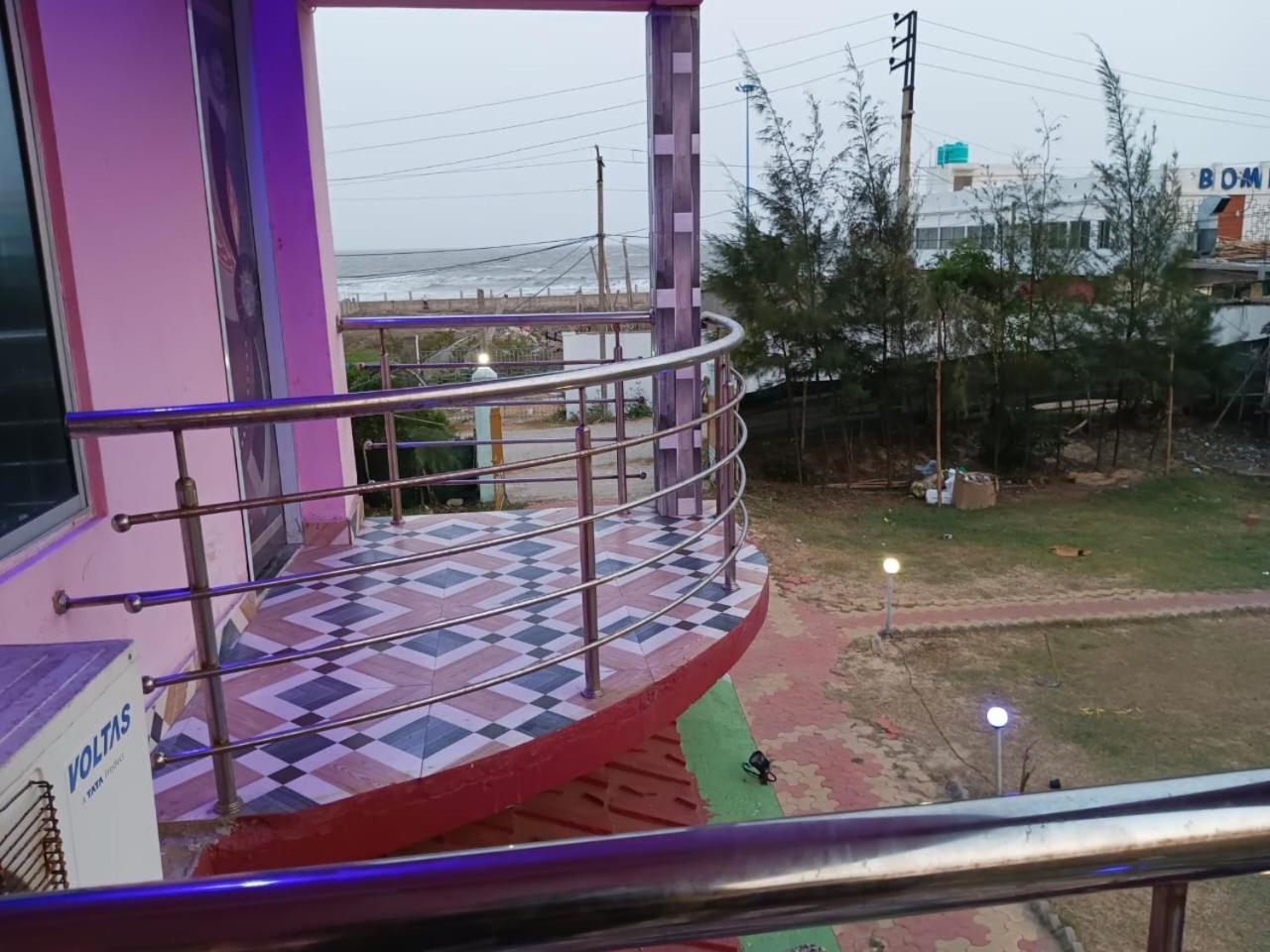 Sea Smile Inn