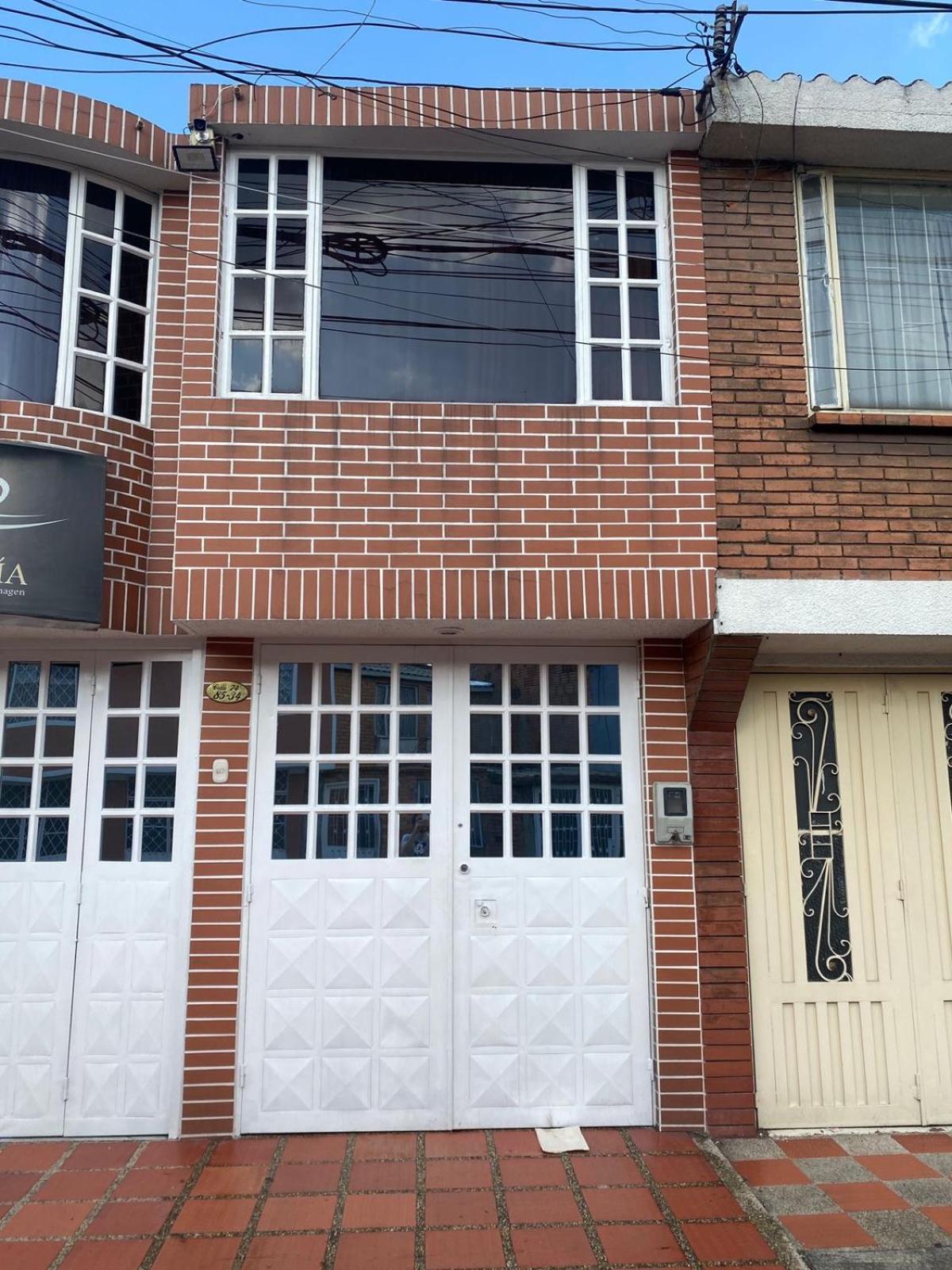 Hermosa casa con gran ubicación