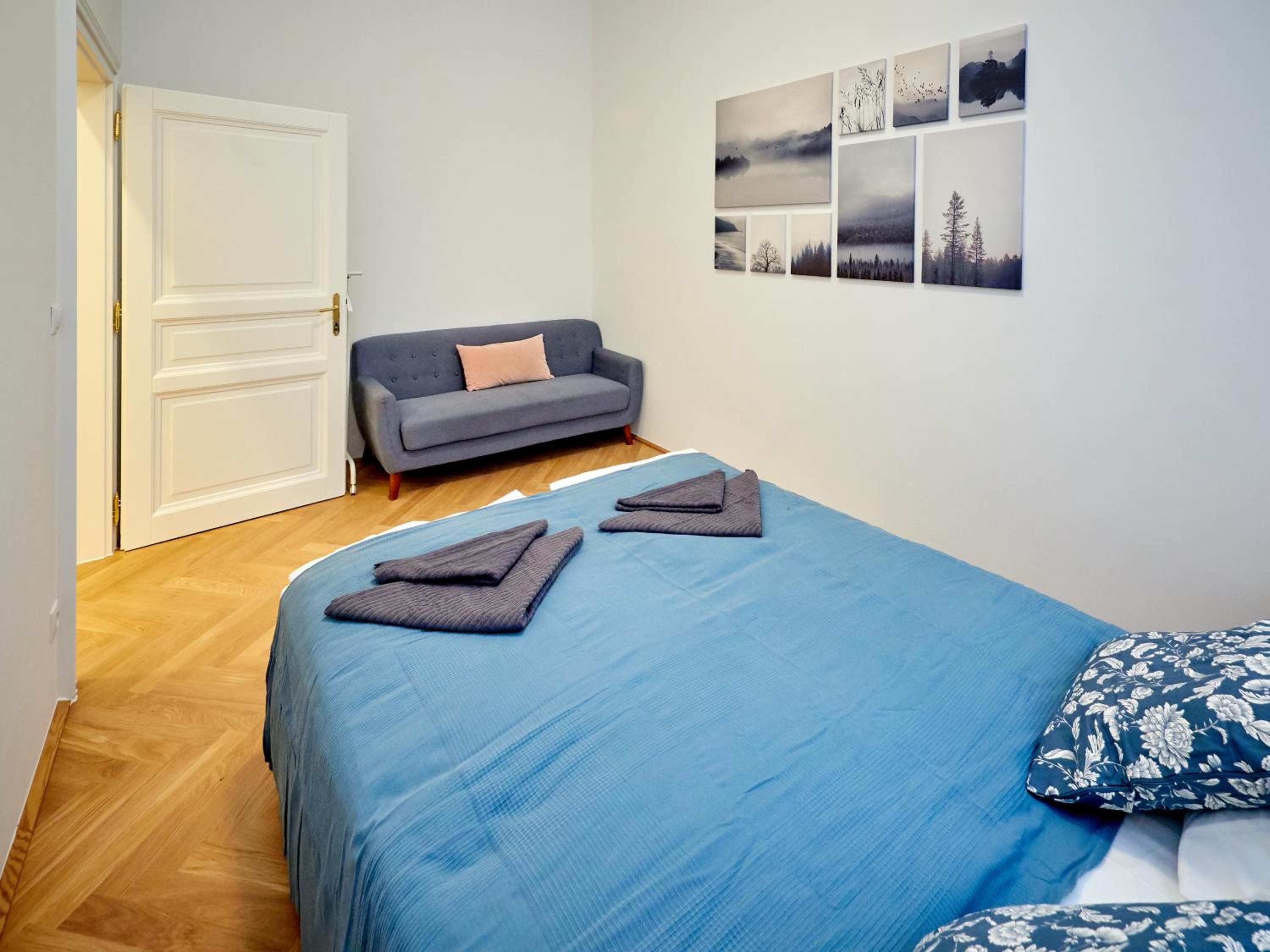 Central Premium Apartment BG