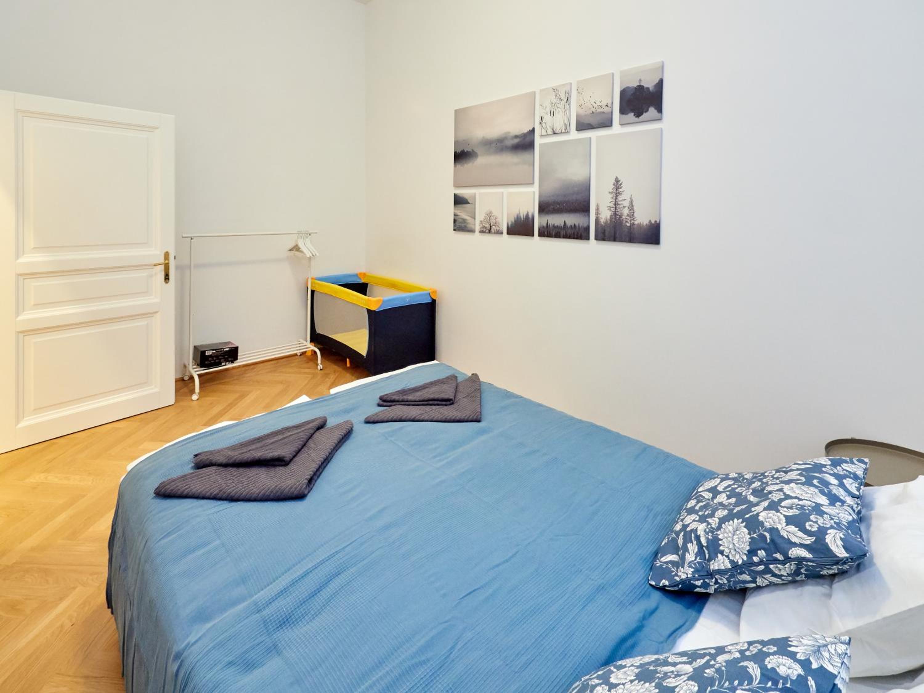 Central Premium Apartment BG