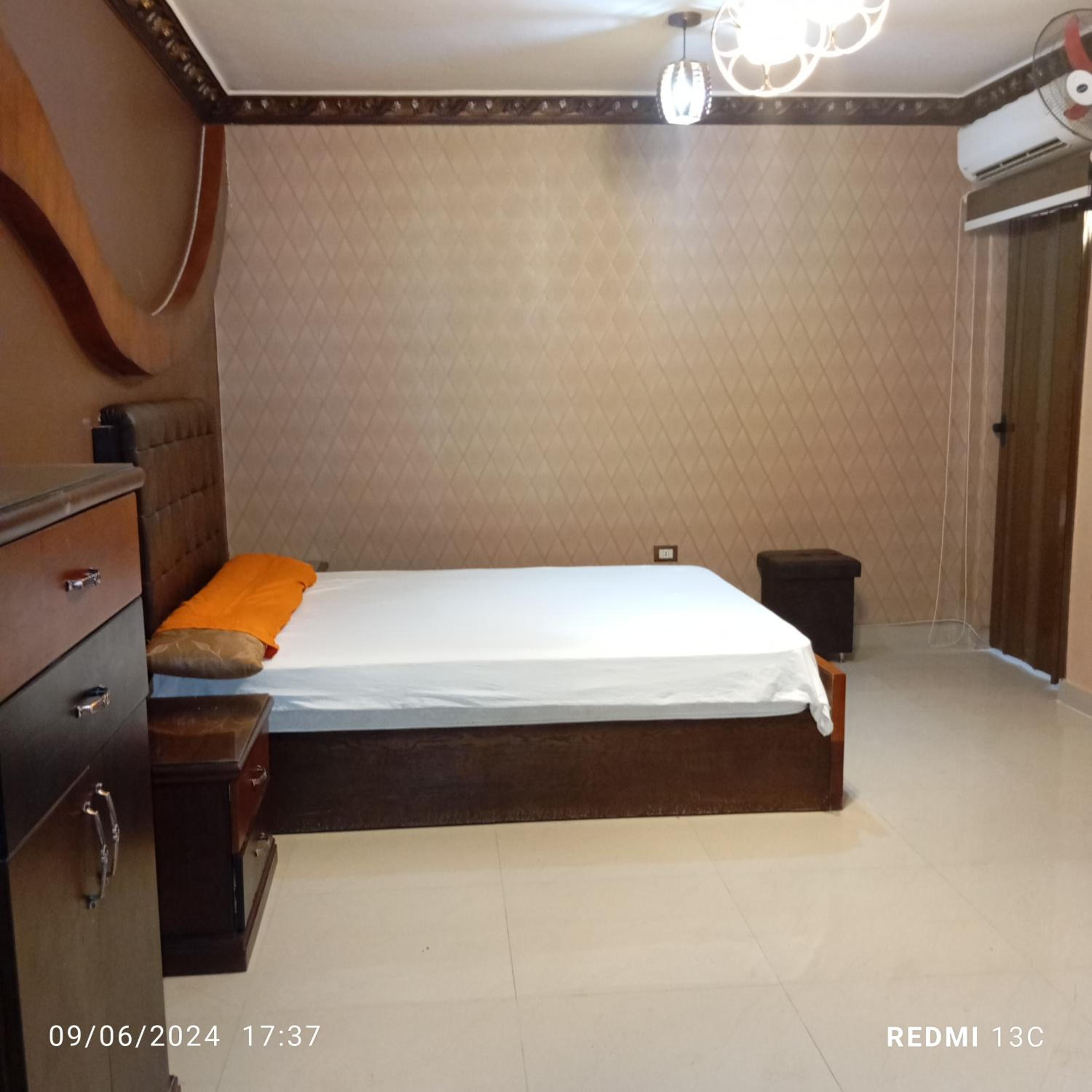 Super Elite Apartmen Nile View F4 view 2