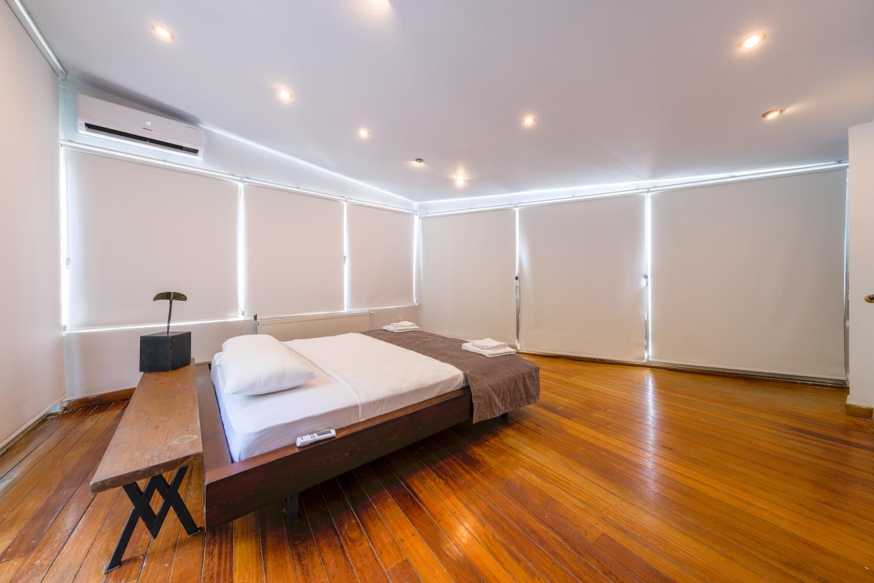 Maison Détroit Iconic 3Br Triplex with GREAT Views