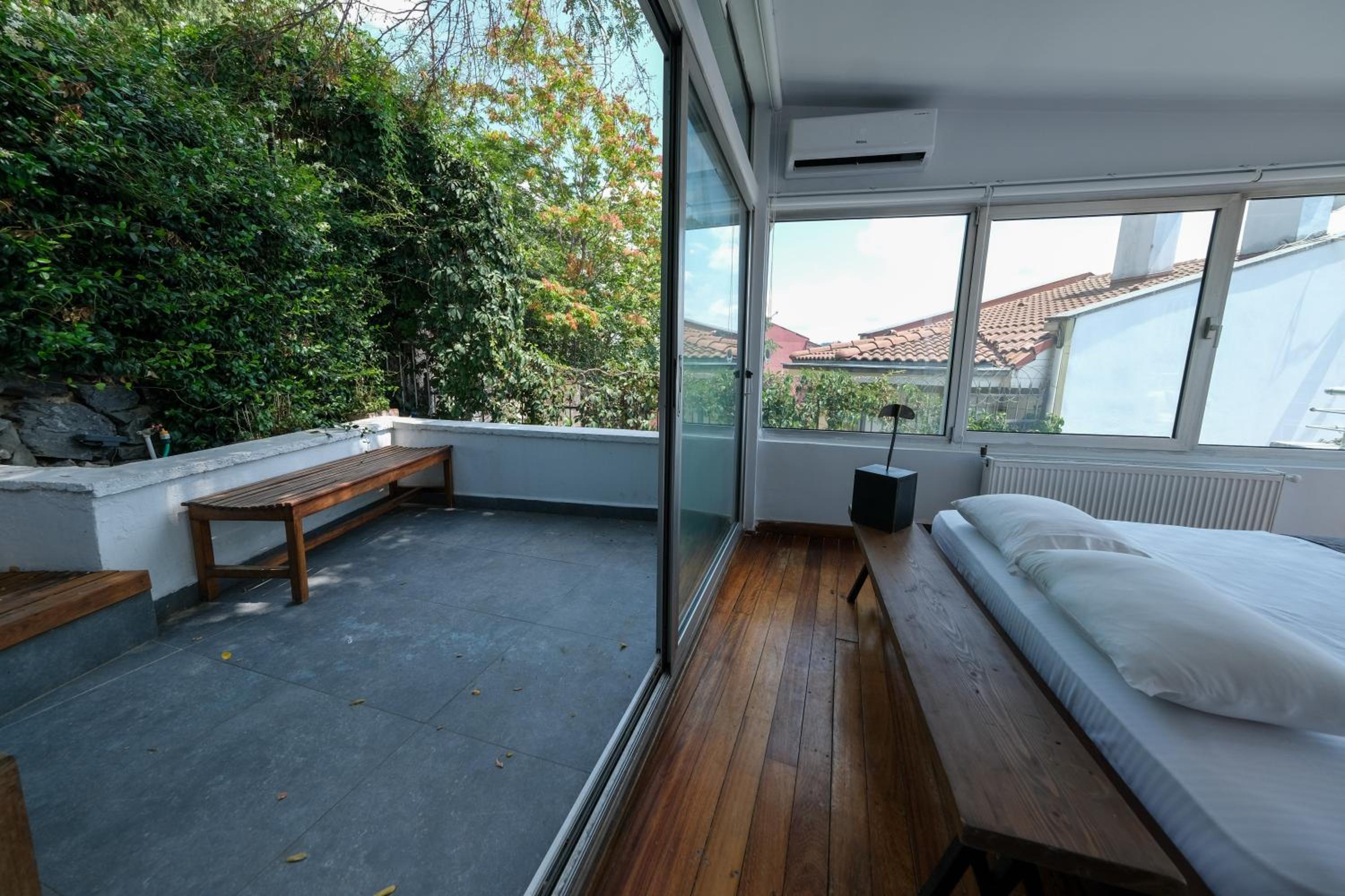 Maison Détroit Iconic 3Br Triplex with GREAT Views