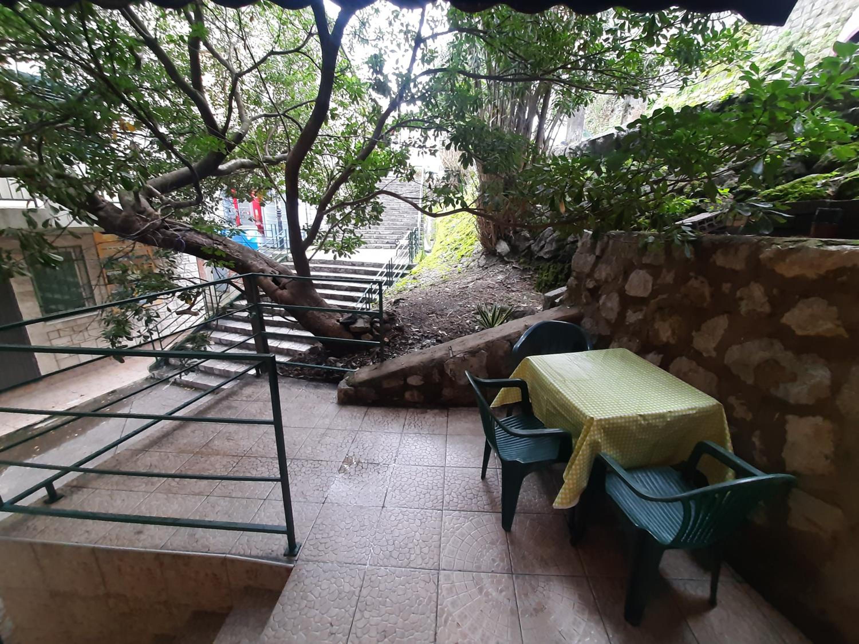 Herceg Novi centar studio apartman LAMAIR view 3