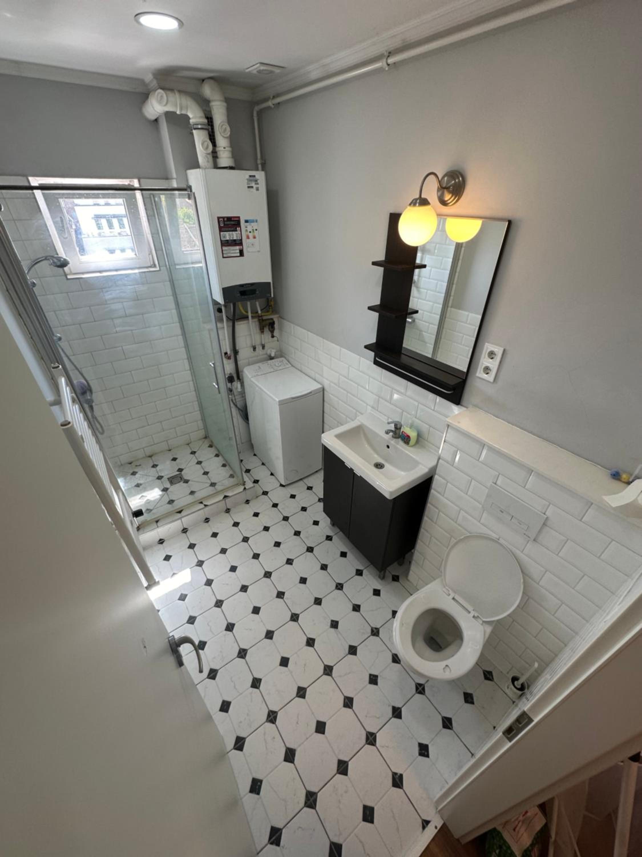 Prime Location 1 Bedroom view 5