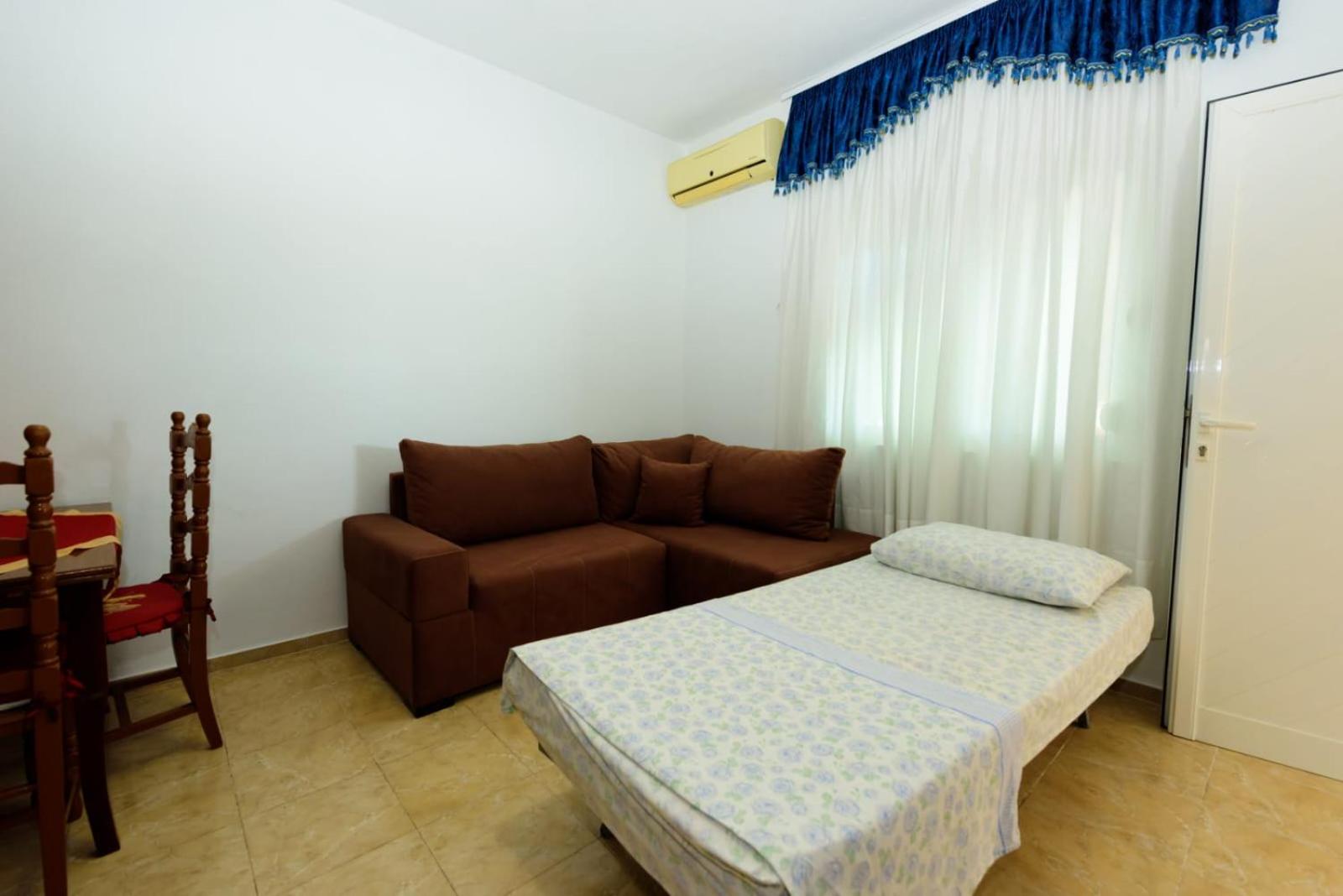 Vila Shyti