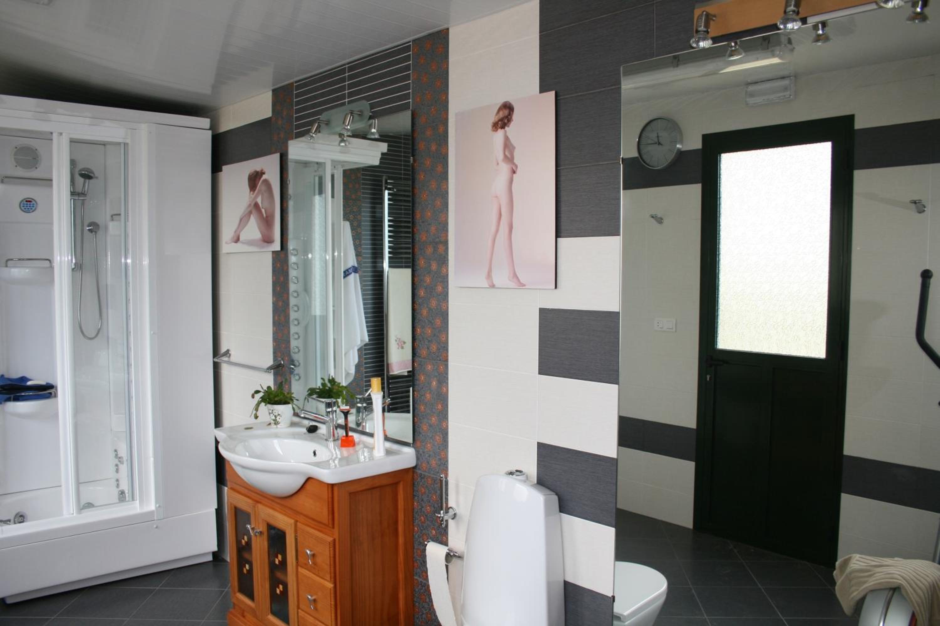 Elegant Villa in Tui with Private Pool