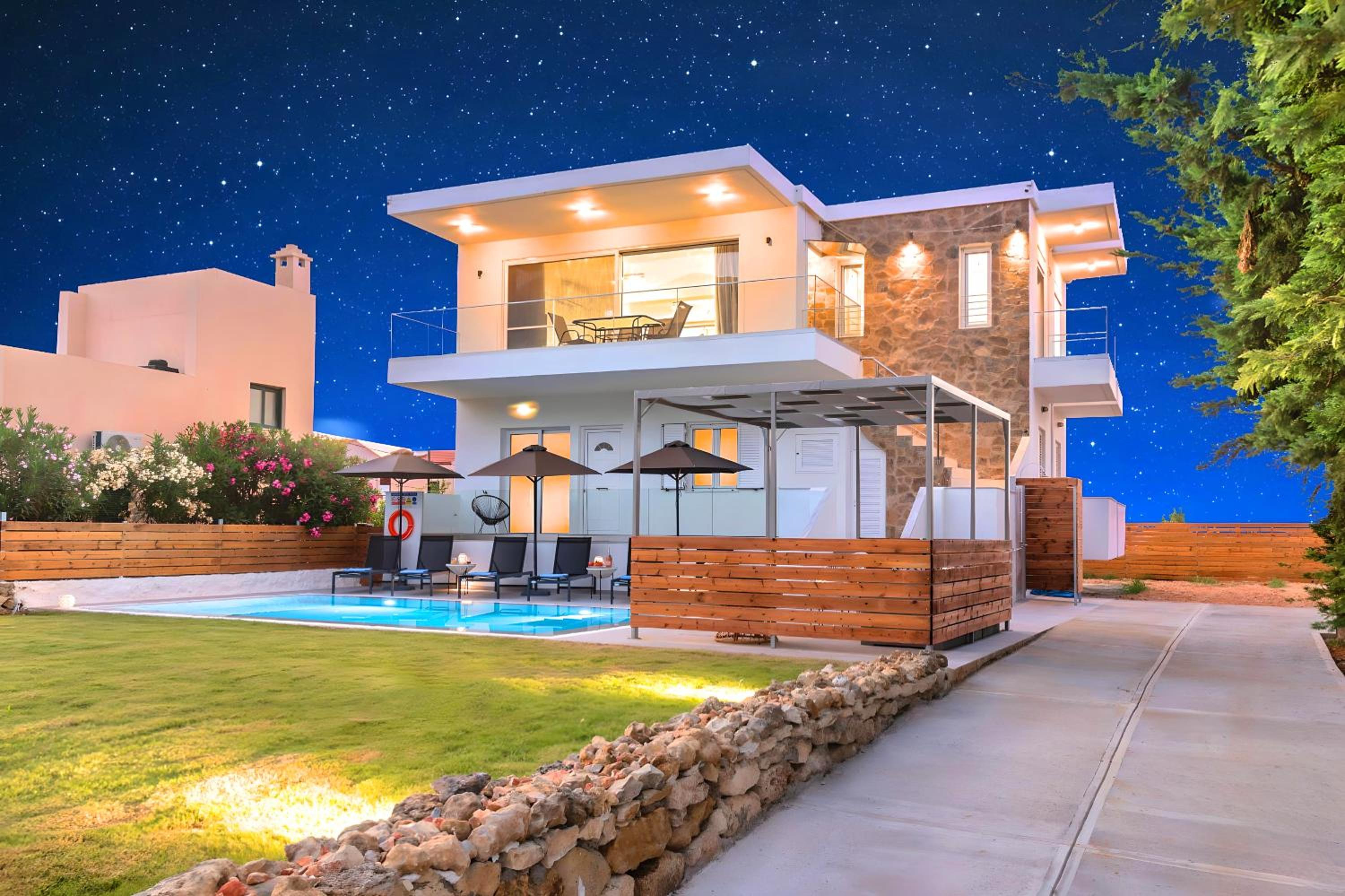 Luminosa Luxury Villa view 2