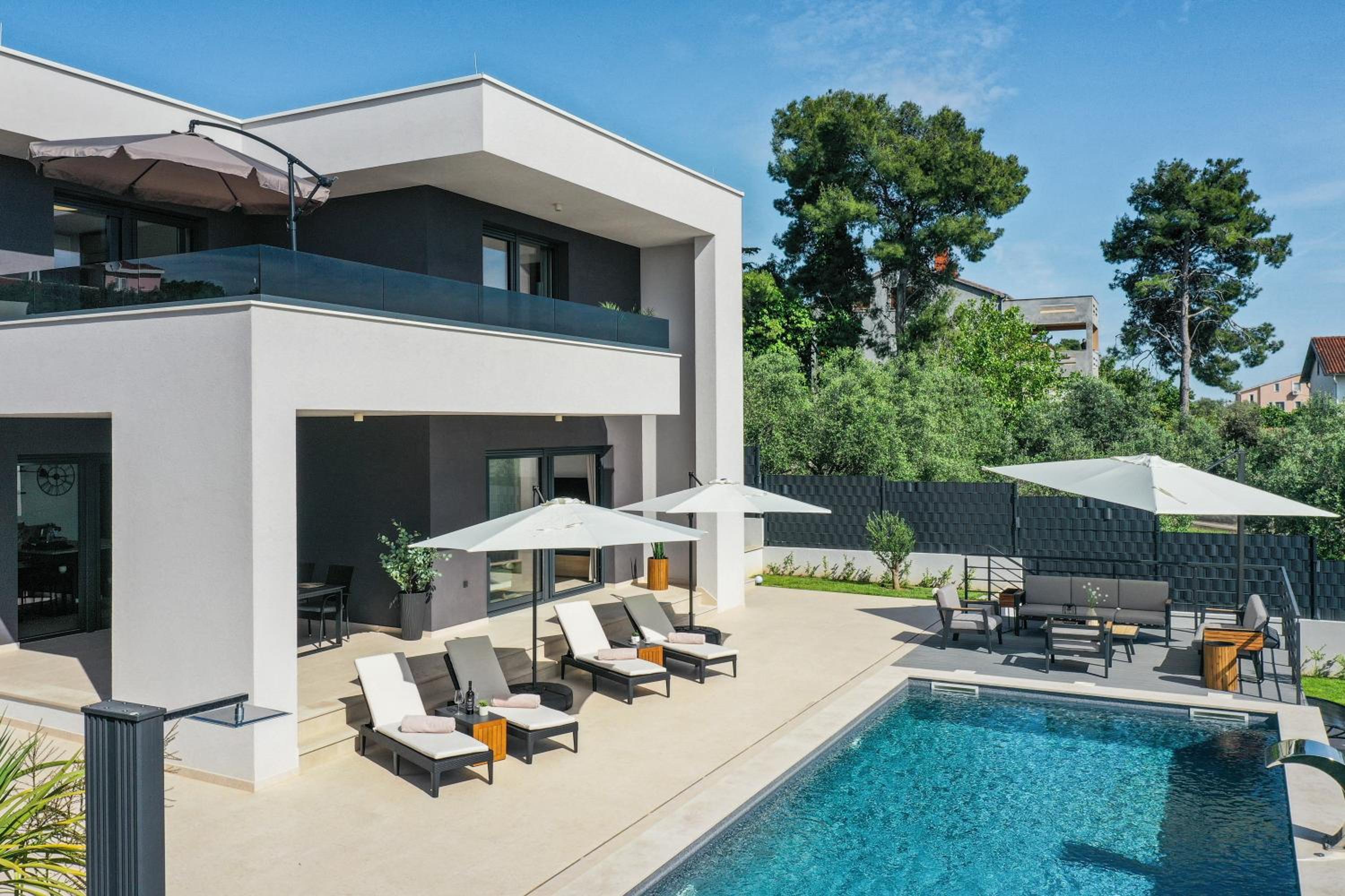 Villa Dekorti