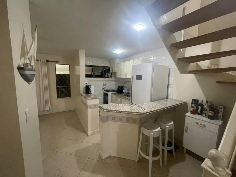 Casa 3 qtos beira mar praia exclusiva e piscina