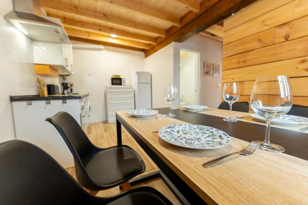 Arce singular by urbanhosting
