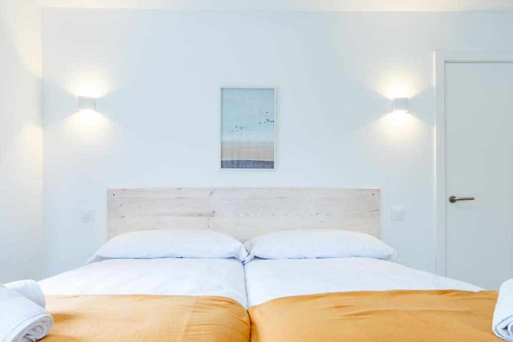 Arce singular by urbanhosting