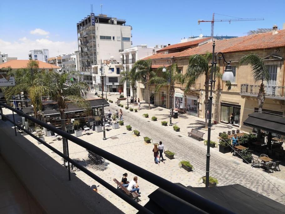 Yippee! at Ermou Square Amazing Location View
