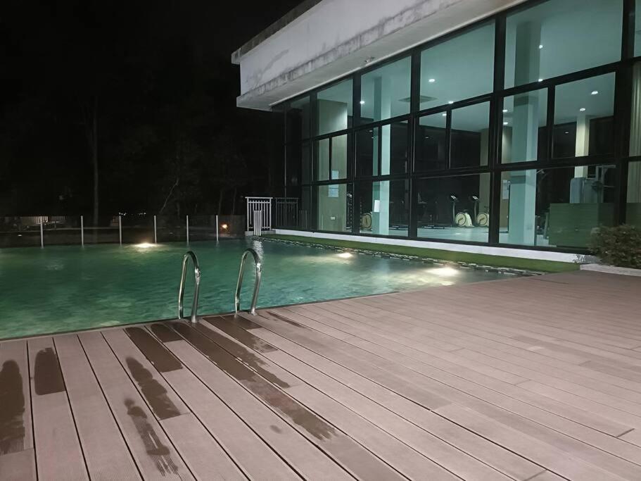 Cozy Sky Loft 2 Guests Nflix, Disney Plus & HBO B30B