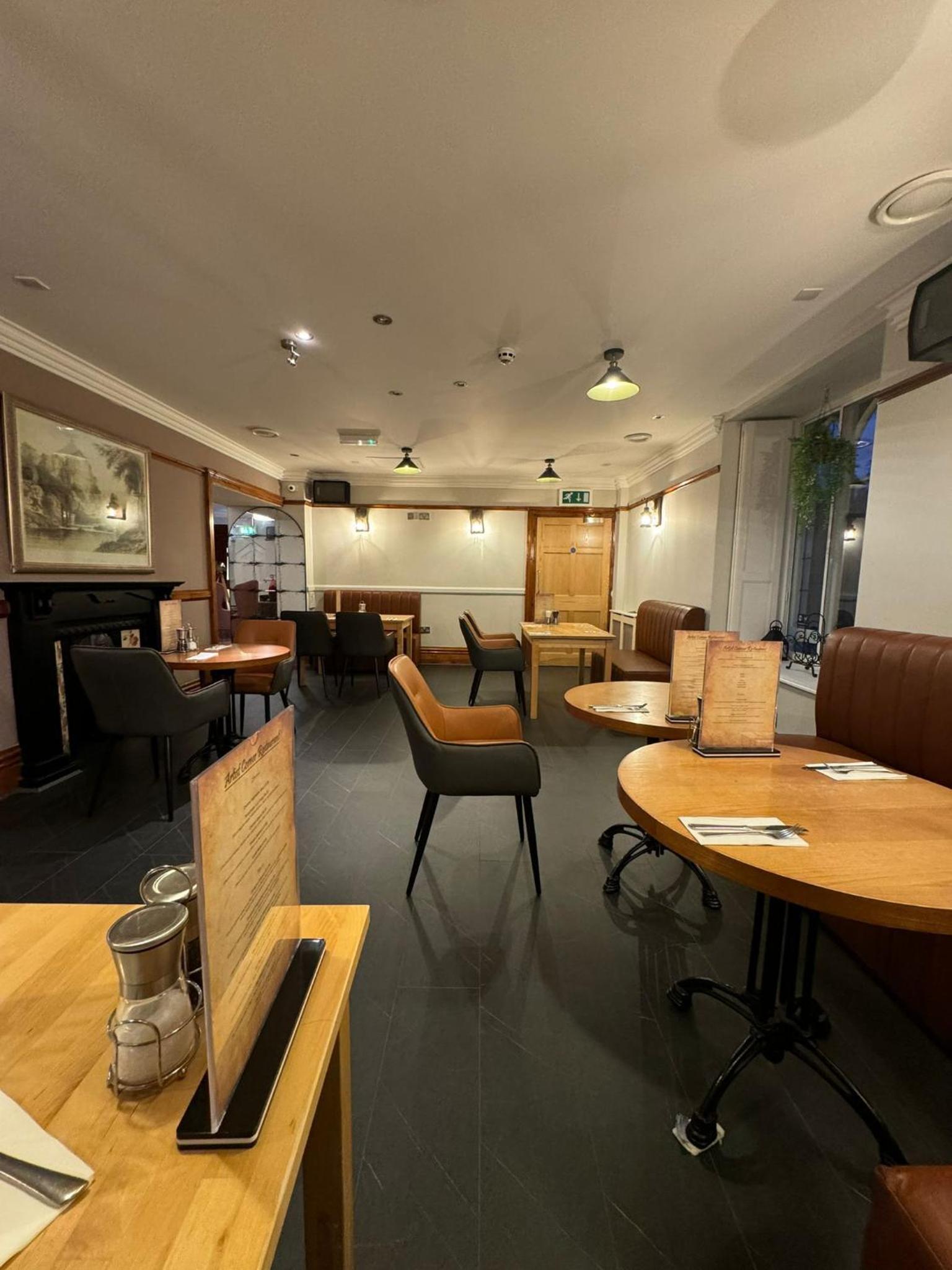 High Tor Hotel