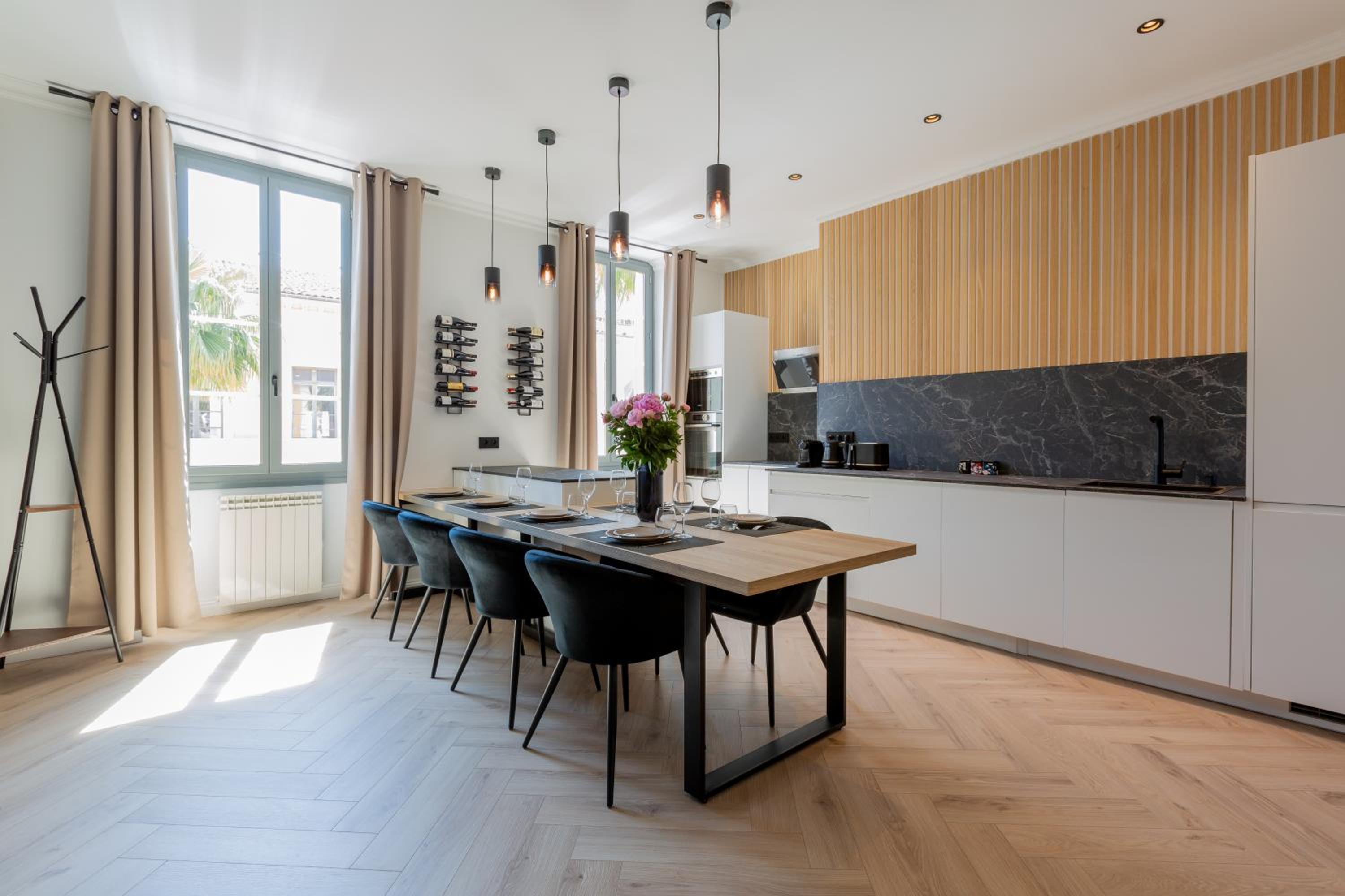 L'Oranger T4 Elegant and bright Prime Location