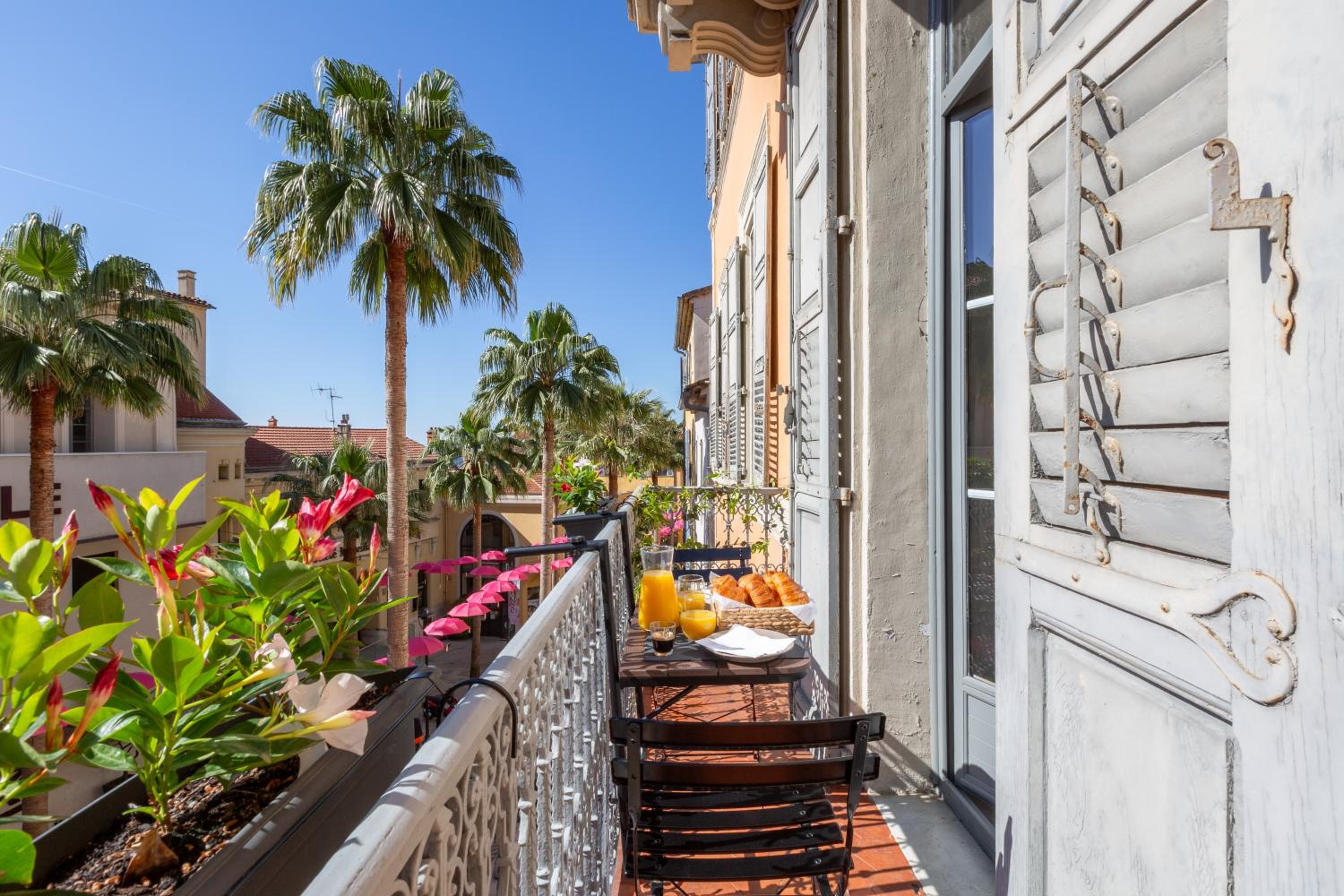 L'Oranger T4 Elegant and bright Prime Location
